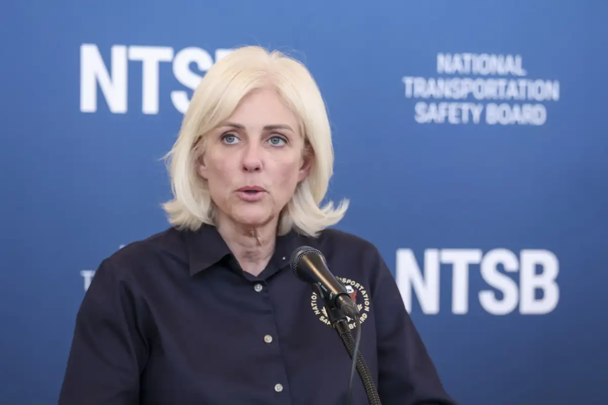 Who Is At Fault in La Guardia Plane Crash Tragedy? Shocking Victim Toll With Two Pilots Dead and 41 Injured - 4