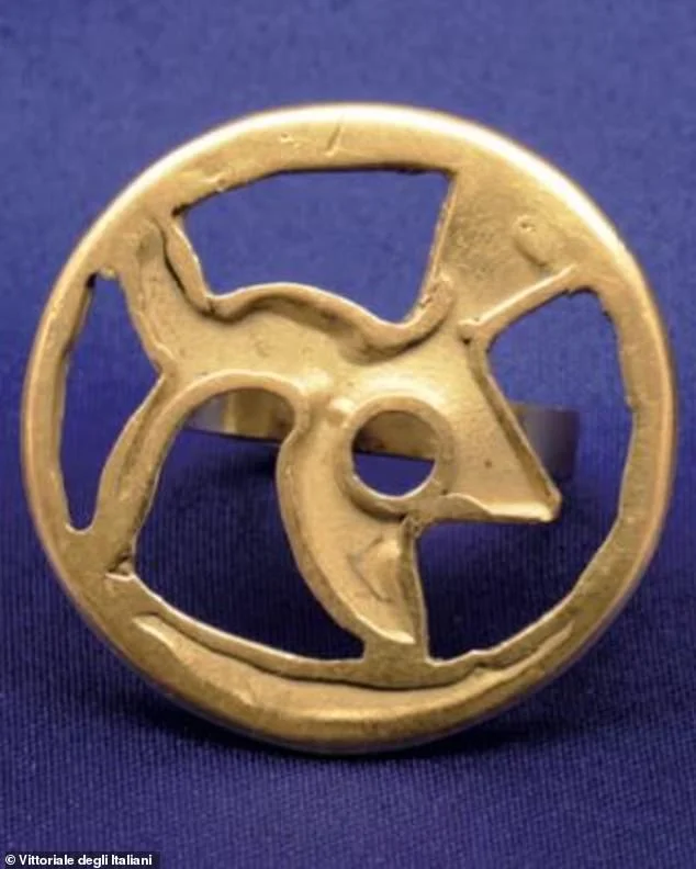 The spectacular multimillion-euro heist nobody noticed - 1