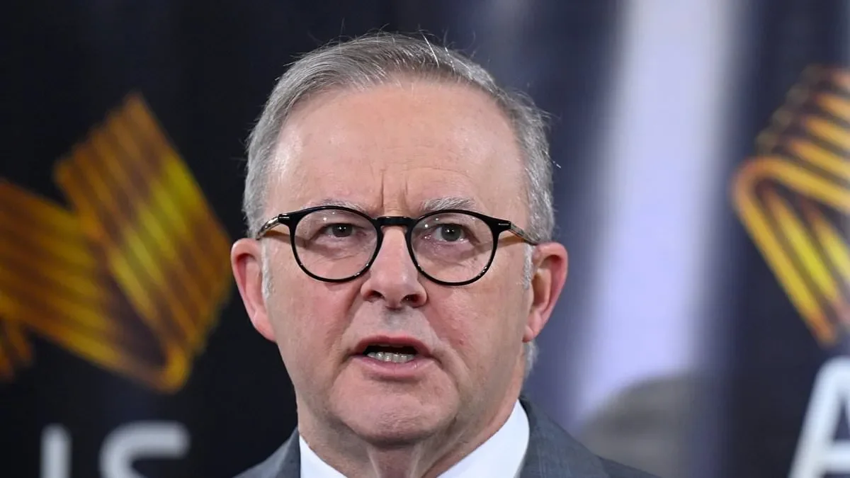 Anthony Albanese now wants YOUR money to help fight his new rival - 4