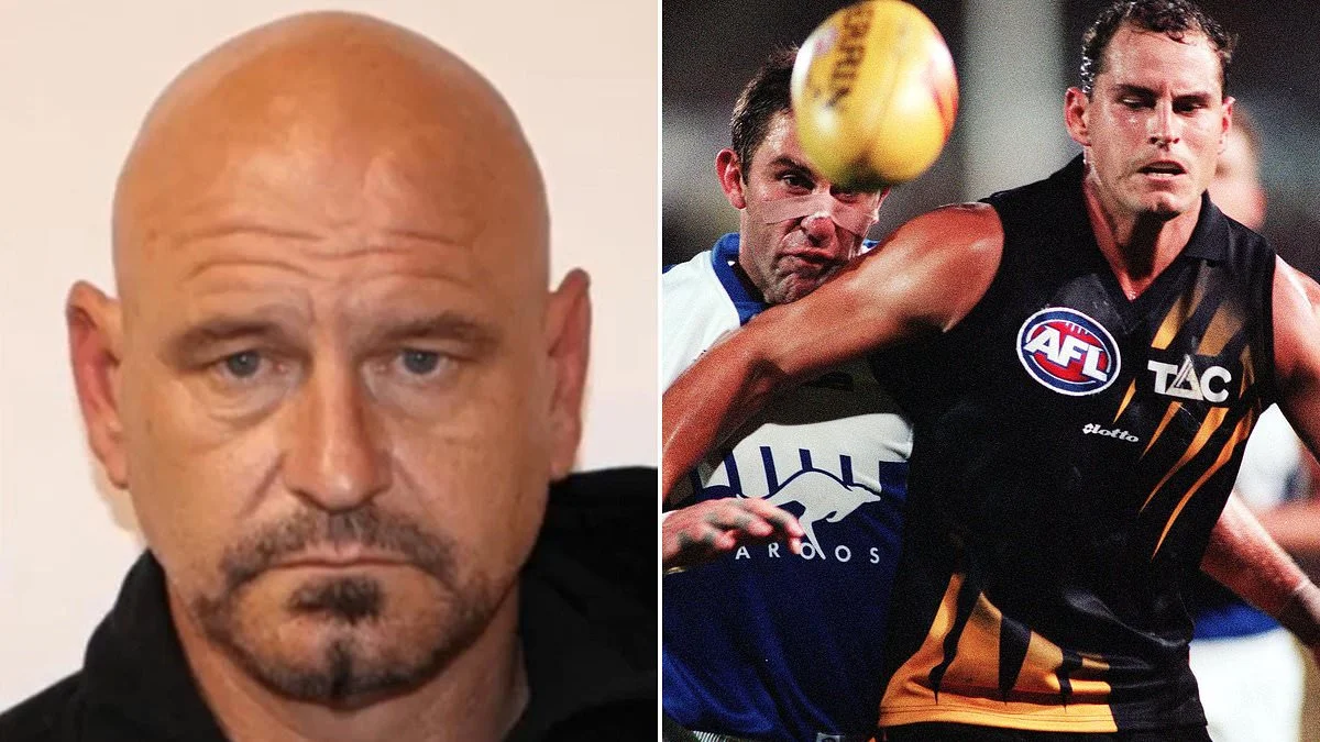See the VERY not-safe-for-work moment a footy great crashes an NRL star's house and finds him in the nude - 4