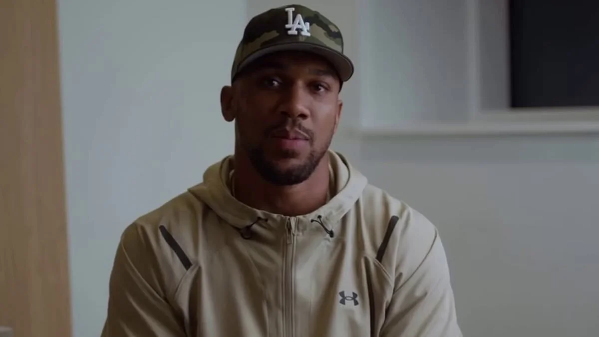 Anthony Joshua gets touching tattoo tribute to his two close friends killed in Nigeria car crash - 4