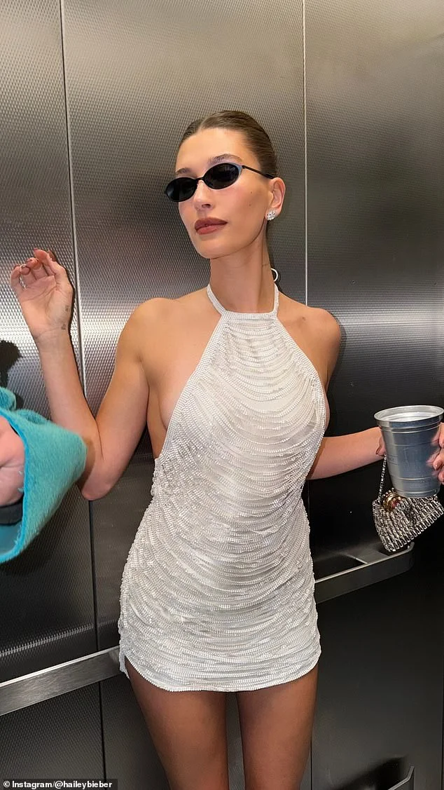 Justin Bieber Spotted Leaving Grammy After-Party With Friends and Several Girls as Hailey Heads Home Alone - 3