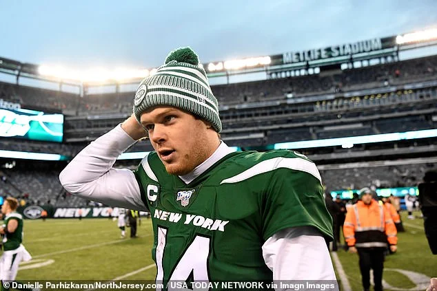 The most unlikely Super Bowl star? On his FIFTH team, Seahawks QB Sam Darnold has a chance to prove the world wrong... and he's ready to take it - 2