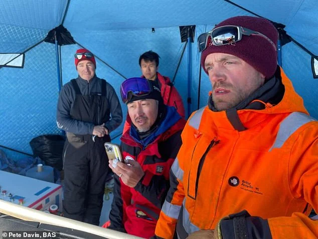 Mission to drill into Antarctica's Doomsday Glacier ends in DISASTER: Key instruments become lodged in the ice - forcing scientists to abandon the project entirely - 1