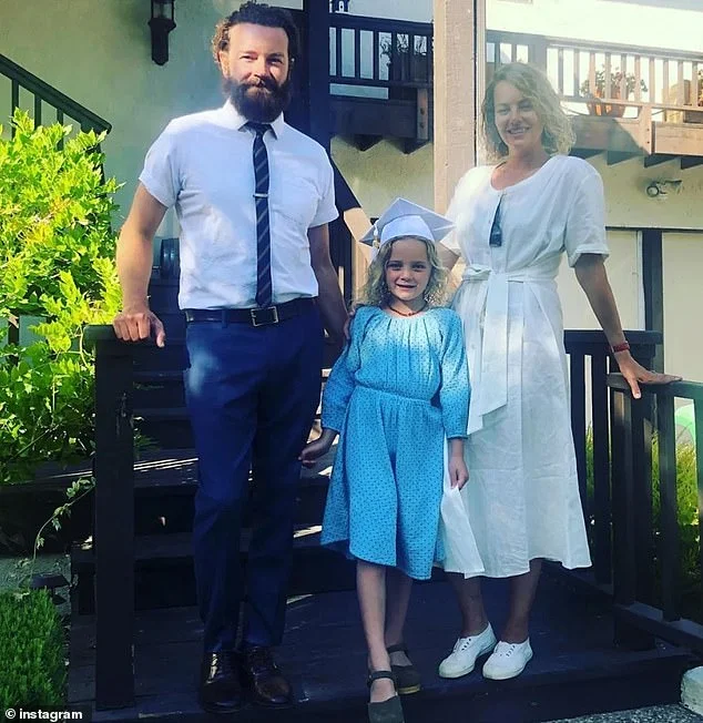 Bijou Phillips Urgently Seeks Kidney Donor: What Is a BK Virus and How It's Threatening Her Kidneys - 4