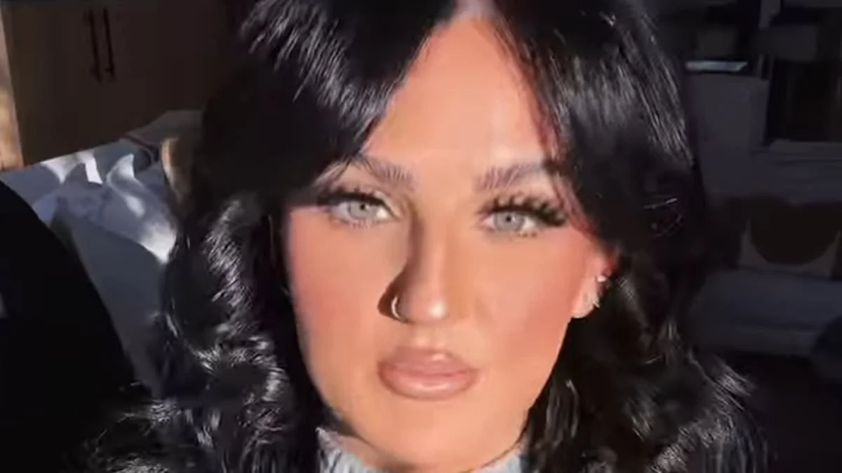 Mikayla Nogueira's Divorce Roast Leaves Fans Reeling – Wealthy Influencer Criticised for Performative Relatability and Mansion Privilege - 2