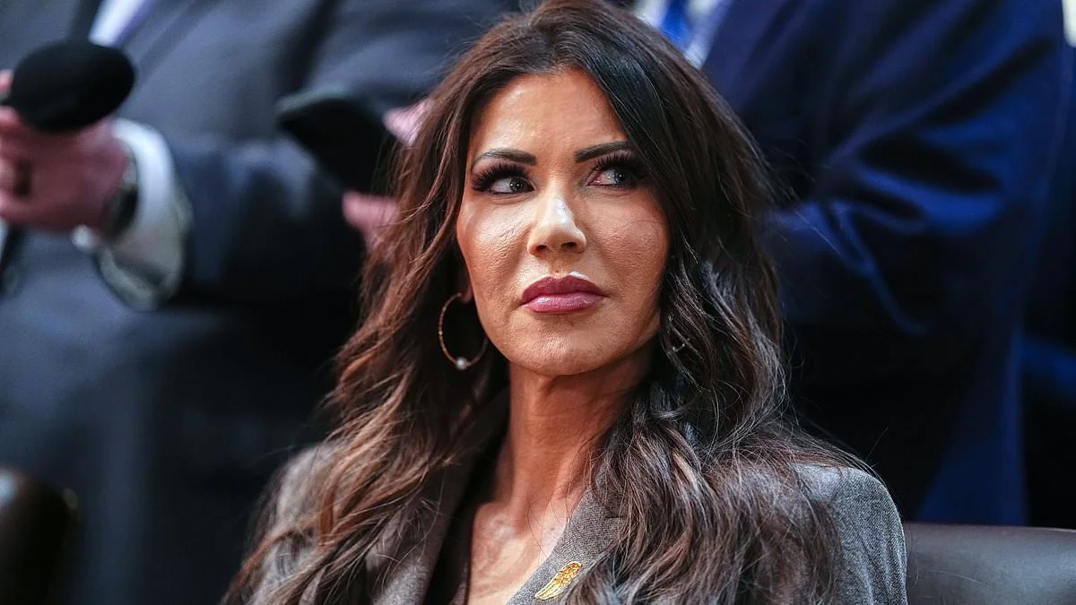 Who Is Corey Lewandowski? Inside The Alleged Noem Romance And The Pilot Fired In Bizarre Jet Blanket Row - 2