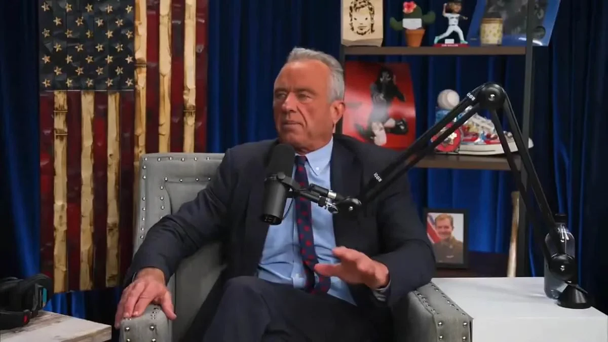 RFK Jr. admits he 'used to snort cocaine off of toilet seats' while discussing germs - 1