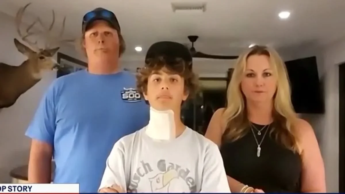 13-Year-Old Throat Slashing Survivor Turns News Interview With Mom Into Viral Sensation - 4