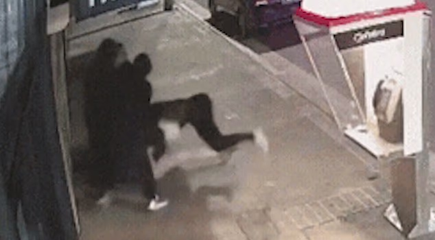 Terrifying moment victim is snatched off the street in the second kidnapping to rock Sydney in a matter of days - 3