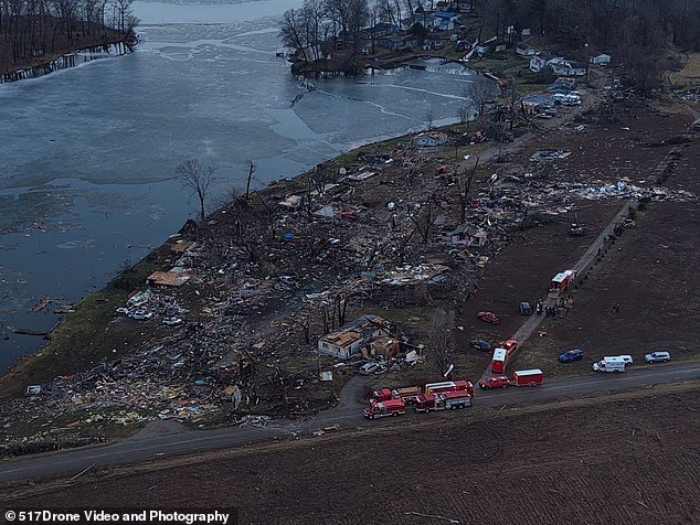 Death toll climbs as multi-vortex tornadoes rip through America's heartland with almost 70 million people under severe weather warning - 2