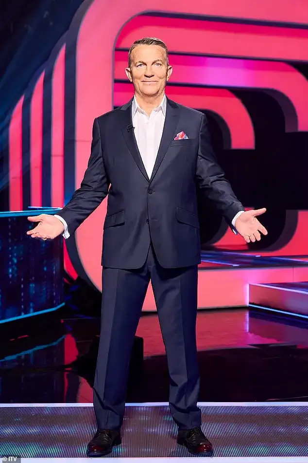 Ex Strictly judge Bruno Tonioli declares a man should not present the BBC show amid rumours bosses are eyeing up male co-host to replace Tess Daly and Claudia Winkleman - 4