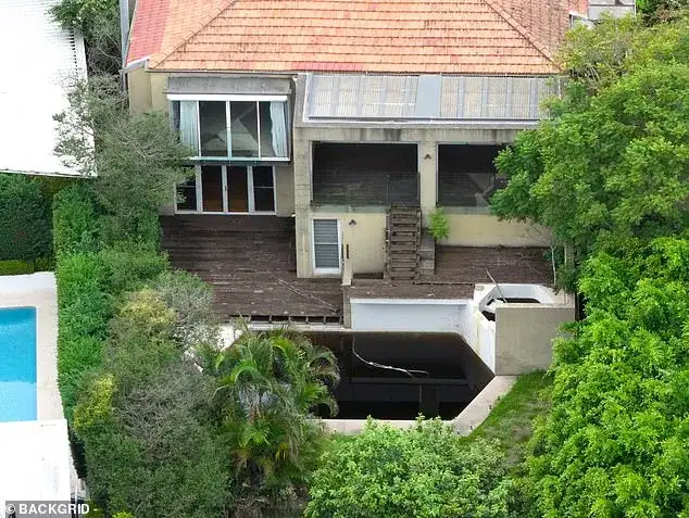 King Kyle's forgotten castle: Under-fire radio host's ghost mansion falls into disrepair two years after $14M purchase. After his sacking, we reveal his bold plans for it - 3