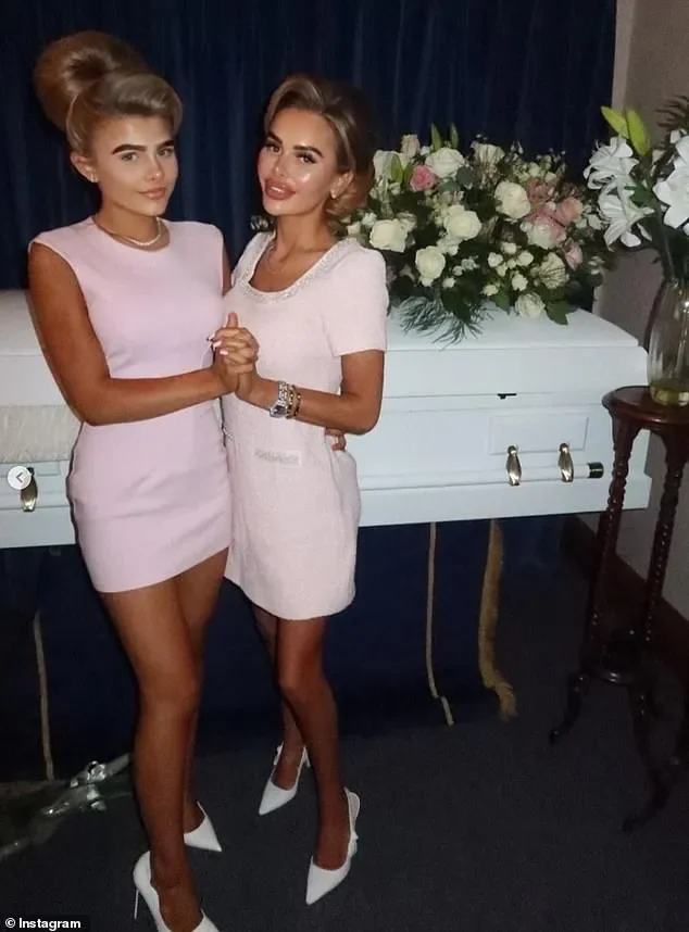 Influencer faces backlash online after telling her 15-year-old daughter to twerk for a video: 'She's a kid' - 1