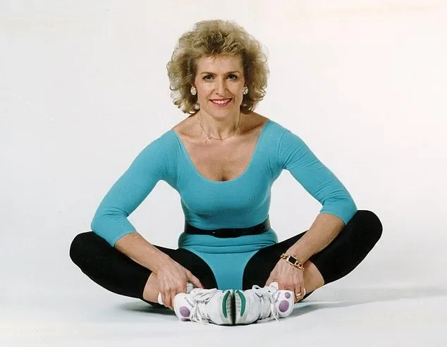 I'm 7st 9lb, haven't gained a pound in 40 years and have only had Botox twice. I am living proof that my retro diet and regime REALLY works. This is how to stay at your ideal weight forever: ROSEMARY CONLEY - 4