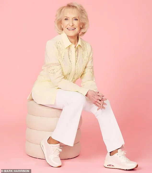 I'm 7st 9lb, haven't gained a pound in 40 years and have only had Botox twice. I am living proof that my retro diet and regime REALLY works. This is how to stay at your ideal weight forever: ROSEMARY CONLEY - 3