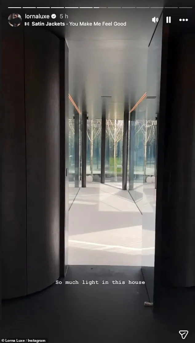 Lorna Luxe reveals sweet nod to late husband John as she shares glimpse inside her lavish new 'temporary' home which she says he 'would love' - 1