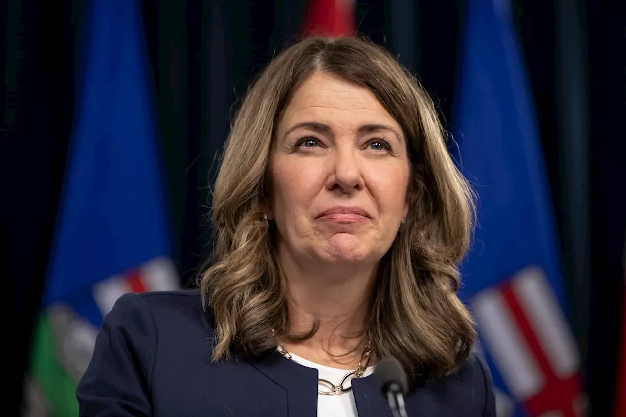 Watch live: Danielle Smith expected to address immigration in speech to Albertans - 4