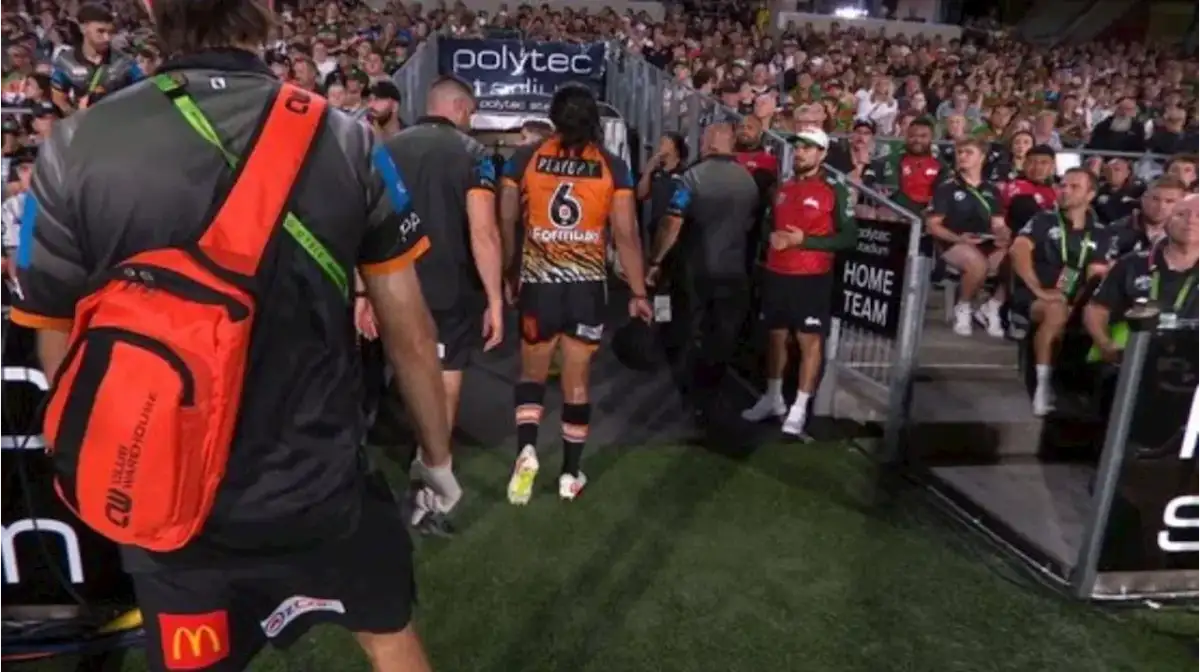 PL Predictions: Four draws on Super Sunday? - 3