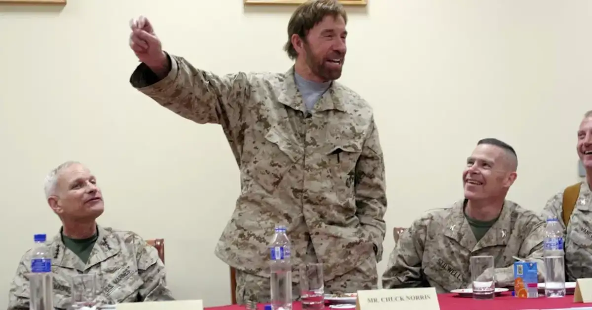 'Scream 7' Star Demands Chuck Schumer Step Down as Democrat Leader: 'Only Chance of Taking the Senate' - 3