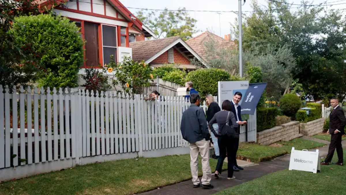 The Melbourne suburbs that will cop the biggest Uber price rises - 1