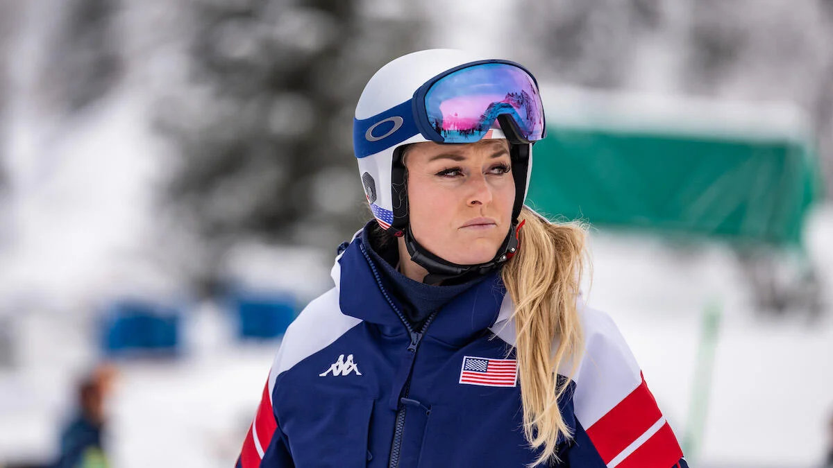 Lindsey Vonn taking 'baby steps' after latest surgery that took over 6 hours: 'A lot of plates and screws' - 4