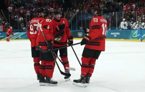 ‘No panic’: Team Canada’s quarterfinal lineup remains a mystery - 1