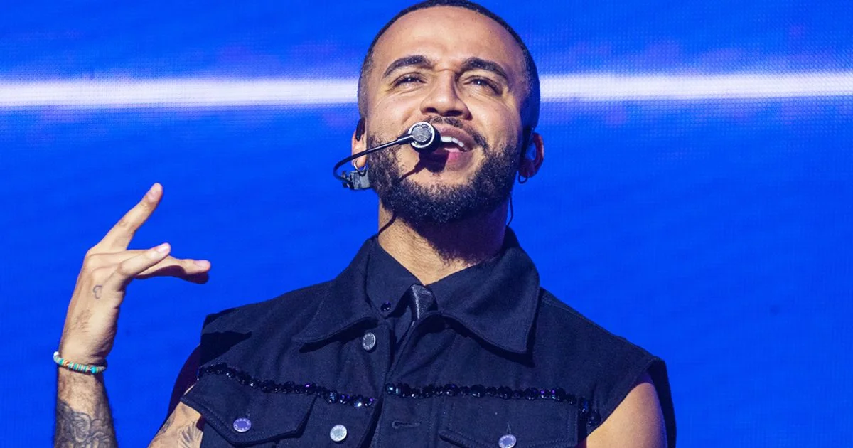 JLS' Aston Merrygold admits ankle recovery 'killing me' as he opens up on Sunday Brunch - 4