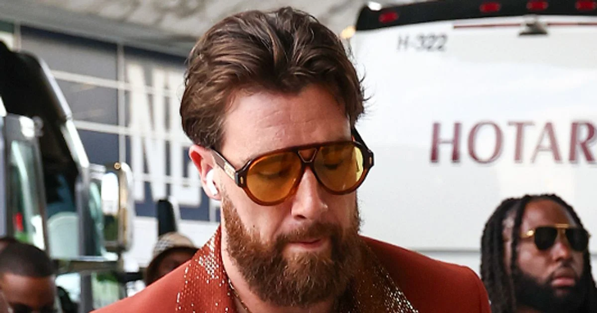 Travis Kelce brutally mocked over latest quirky outfit at NFL Honors as he misses out on Man of the Year award - 1