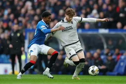 Rangers go top for first time in two years but labour to Dundee United win - 1