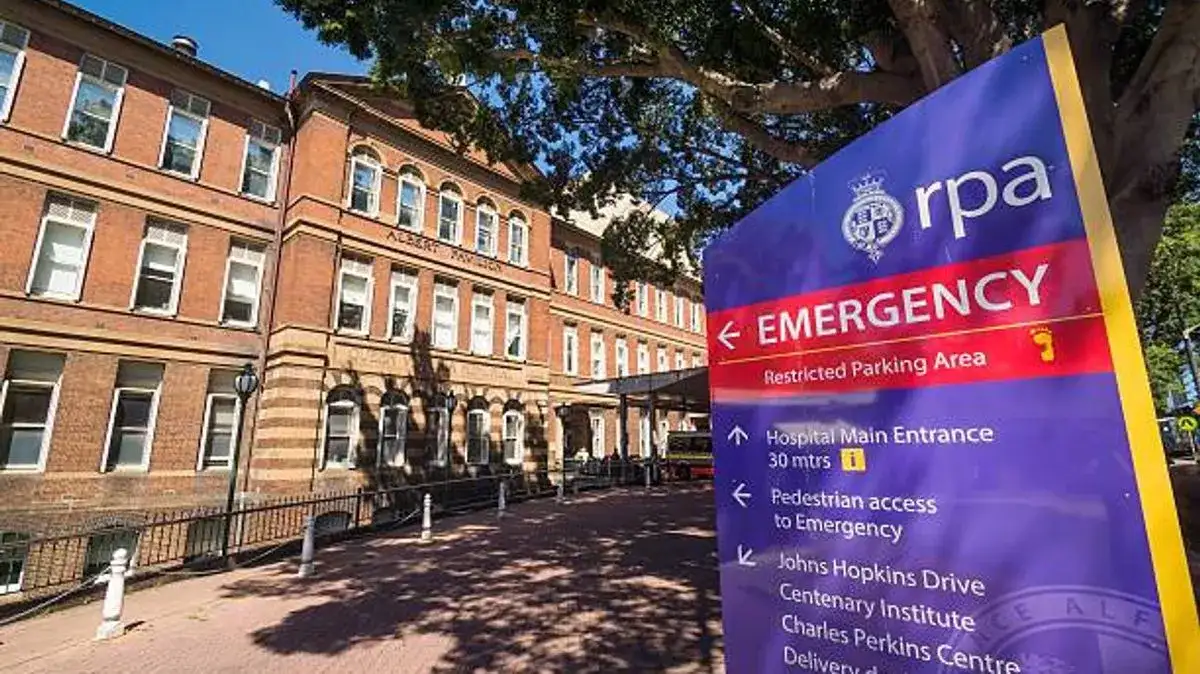 Hospital patient fighting for life after being attacked with hammer by visitor - 4