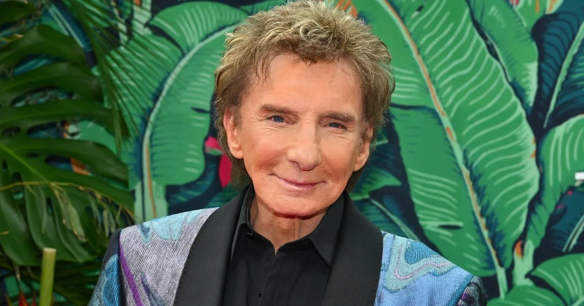 Barry Manilow Health Update Raises Fears as Las Vegas Shows Are Postponed Again – What Does This Mean for His Farewell Tour? - 1