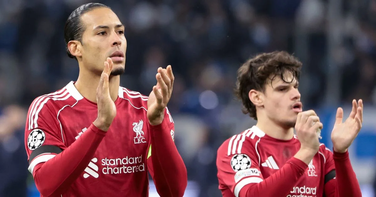 Liverpool captain Virgil van Dijk makes feelings VERY clear on Mohamed Salah transfer - 3