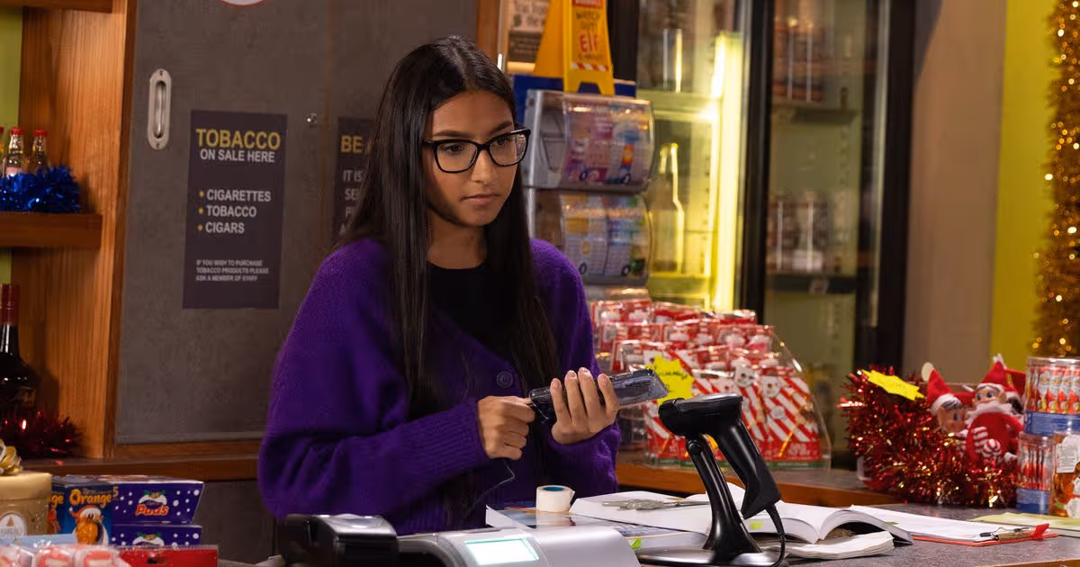 Coronation Street star’s £1.5million home caught in furious migrant row - 4