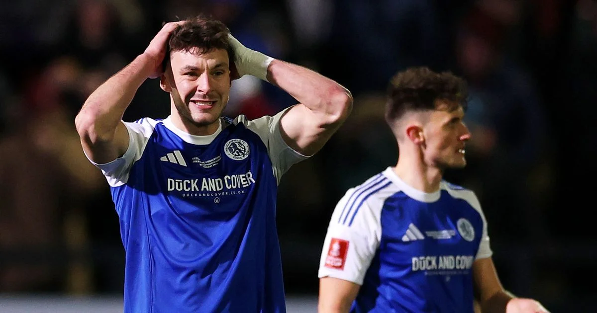 Own goal ends Macclesfield's FA Cup fairytale against Brentford - 1