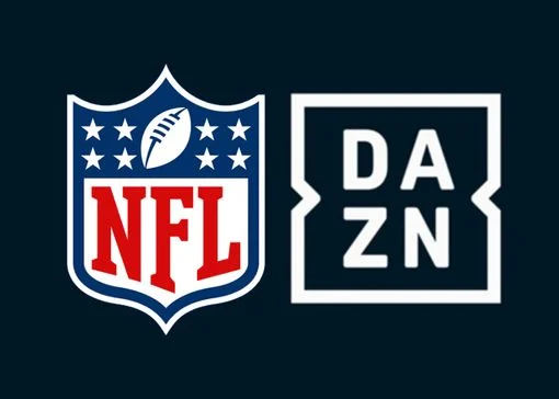 Super Bowl streaker's three-word message explained as NFL game is interrupted - 1