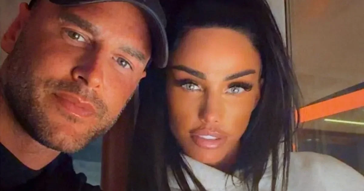 Katie Price's husband Lee Andrews insists he has no plans to leave Dubai amid travel ban claims and UAE missile strikes... hour before splashing out on a new outfit for his 'return to the UK' - 4