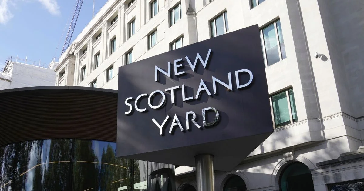 Ex-Met inspector due in court over rape charges - 1