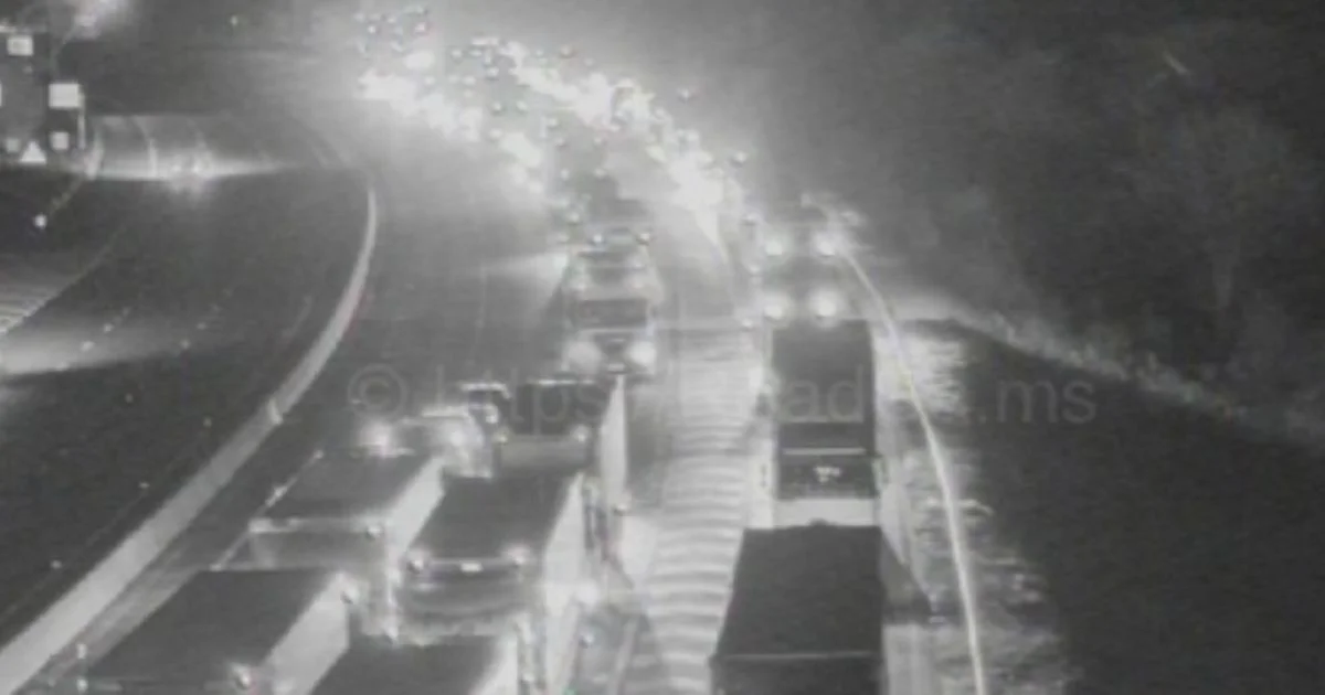 M4 Berkshire crash LIVE: 'Serious' crash shuts busy motorway with huge queues - 3