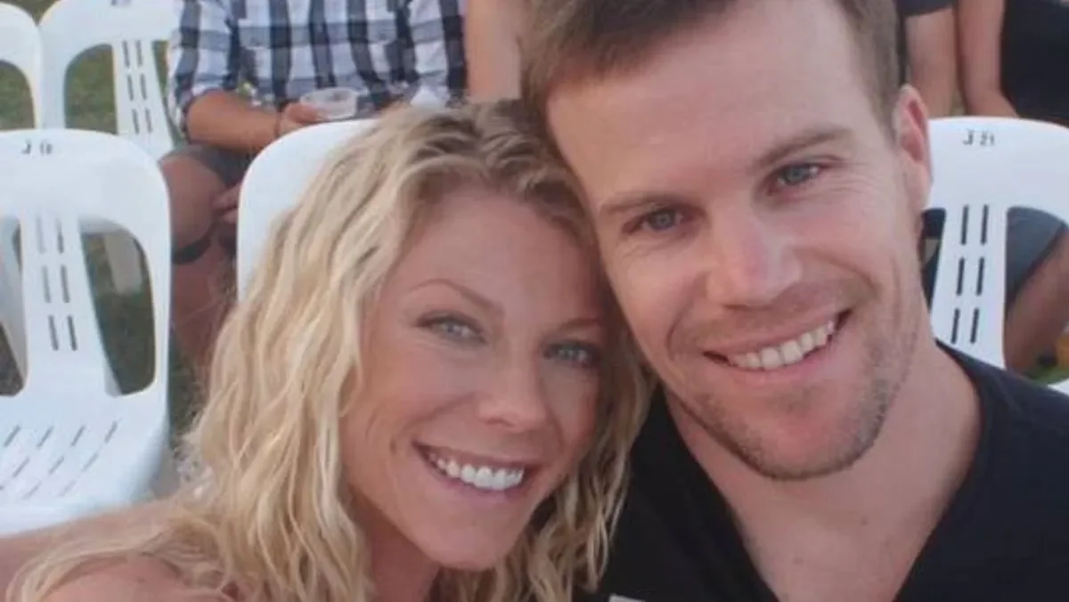 Dog finds Canadian message in a bottle on Aberdeenshire beach - 2