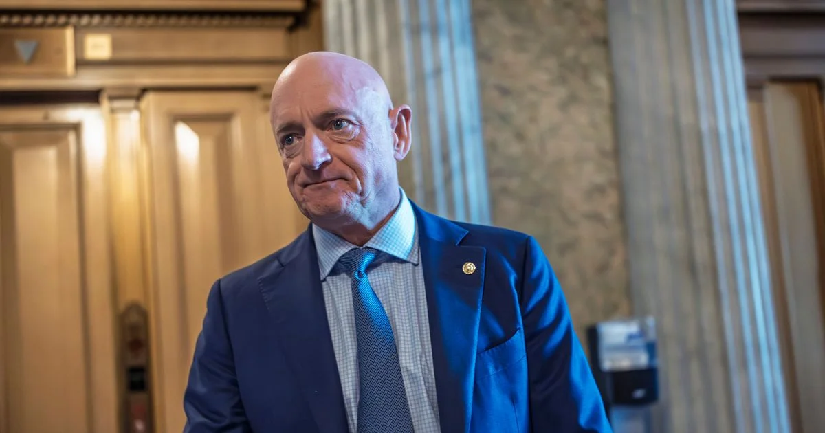 US Senator Mark Kelly tells BBC he will 'seriously consider' White House run - 1