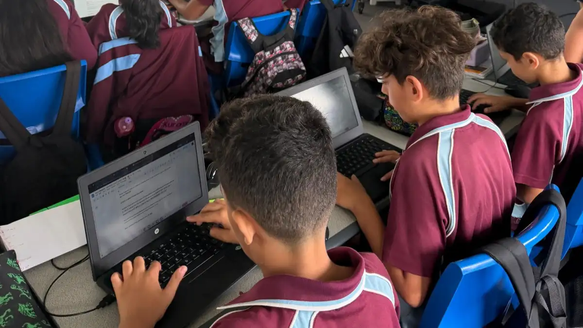 Technical glitch sees NAPLAN test disrupted for more than 1 million students - 2