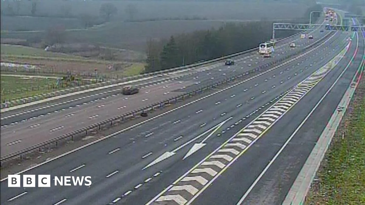 M11 Essex crash LIVE as traffic stopped near Stansted Airport after 'serious' collision - 3