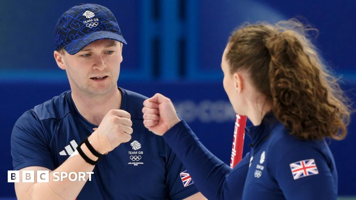 GB's curlers finally lose unbeaten record - 1
