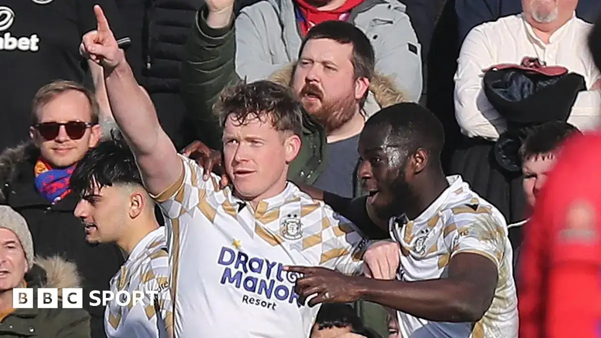 Dan Creaney scores winner for Tamworth against former club Solihull - 1