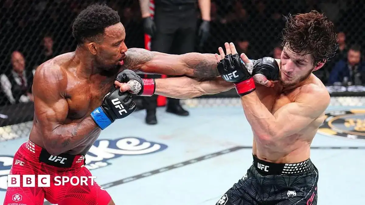 Lerone Murphy's title ambitions slide away at UFC London, as Russian Movsar Evloev spoils the party in front of Oasis star Noel Gallagher in crowd at O2 Arena - 1