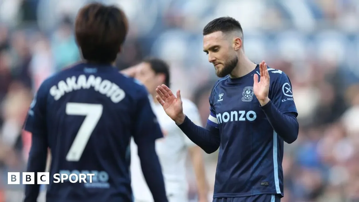 Coventry swat aside Swansea to continue march towards Premier League - 2