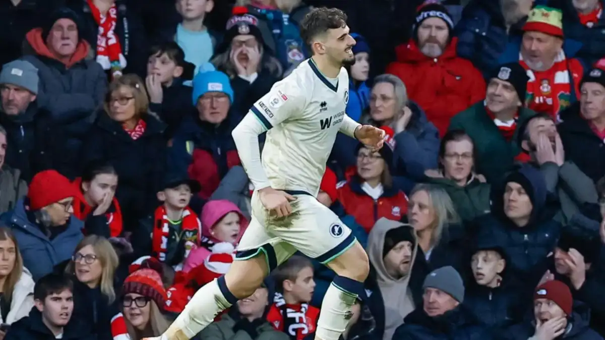 Championship talking points: Millwall blow autos race open; Wrexham back into top six - 1