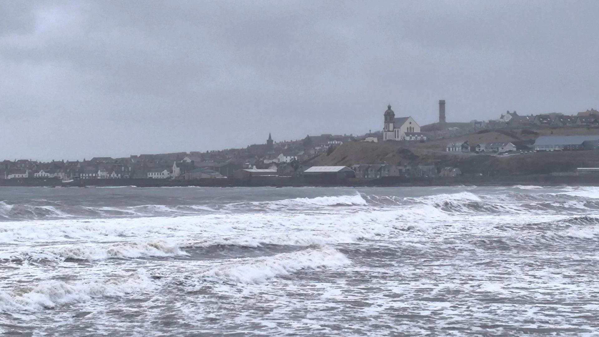 Why is it so wet in the UK? Meteorological experts explain the relentless rain - as soggy Brits say they're 'absolutely sick of it' - 1