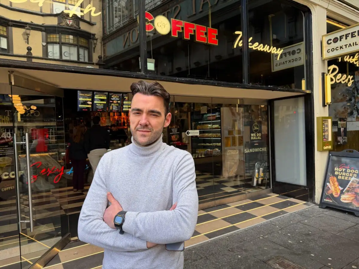 Business owners 'heartbroken' after retail units destroyed in Glasgow fire - 2